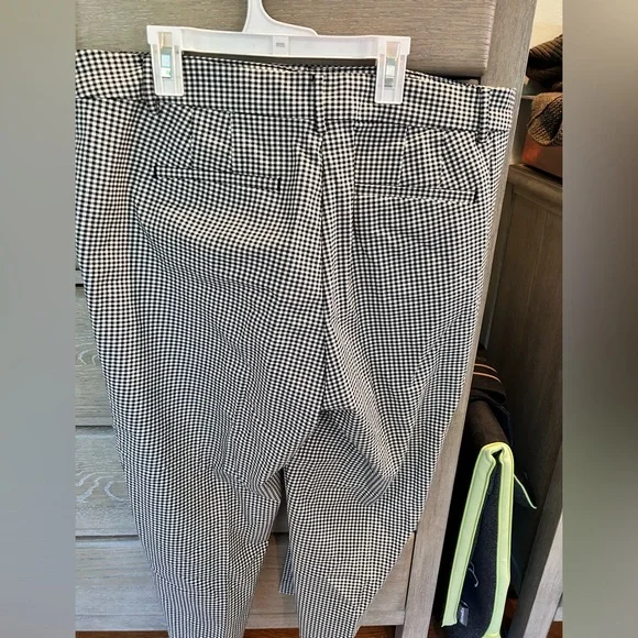 LOFT Riviera Slim straight leg black gingham slacks - size 16, ankle length - Picture 4 of 6